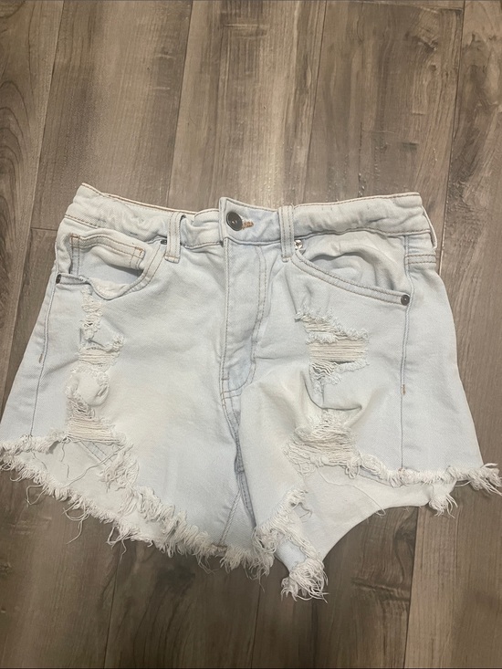 Kendall & Kylie Pants - Kendall and Kylie Distressed Denim Short